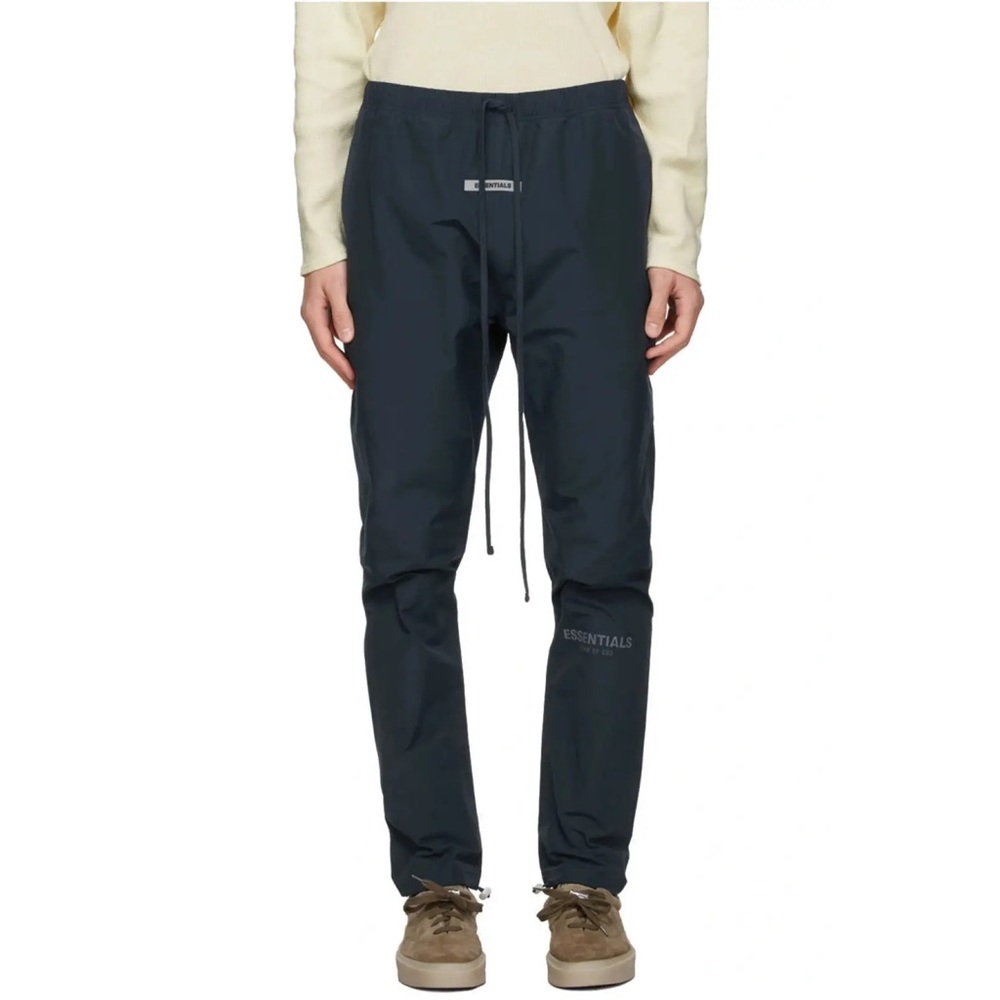 Fear of God ESSENTIALS x SSENSE Nylon Track Pants Dark Navy Sz L